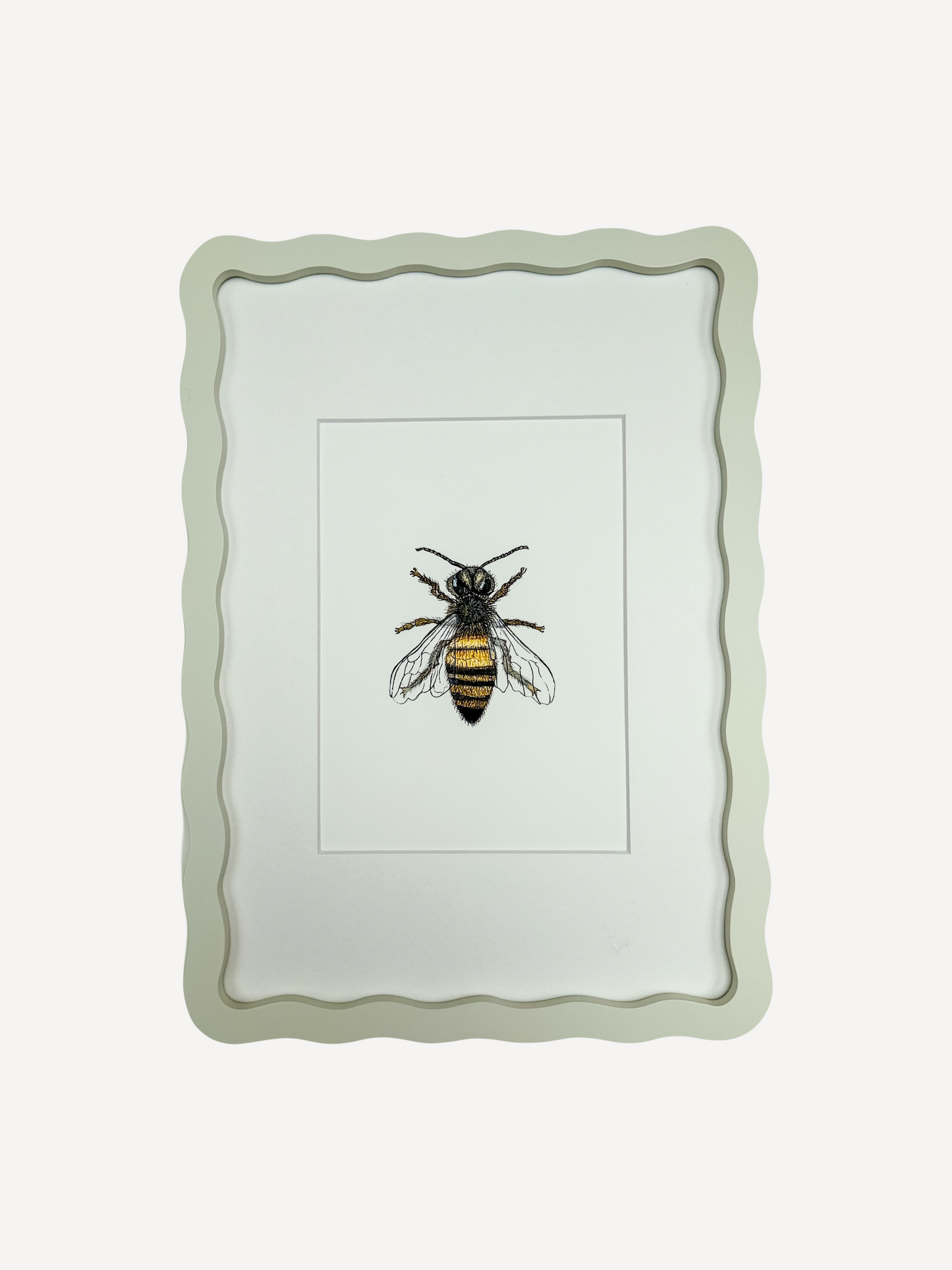 BEE Sarah Smith x Alma Frames