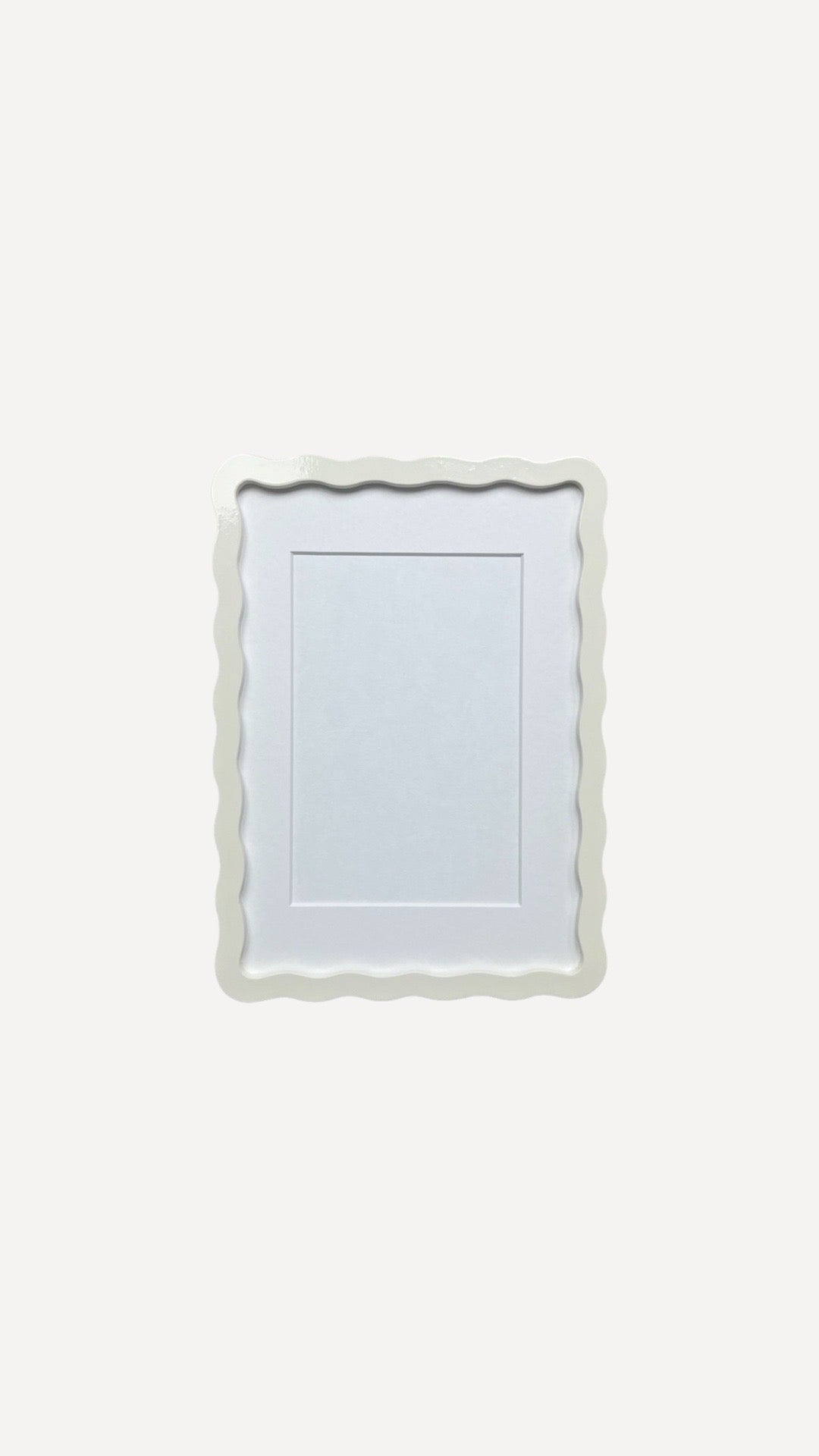 Soft White A5 Wiggle Frame – Alma Frames